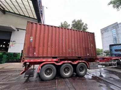 Nakladanie oceľového drôtu pre zákazníkov