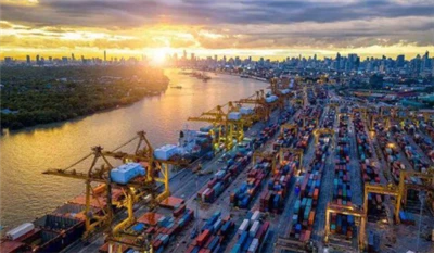 Exportné objednávky podnikov zahraničného obchodu sa zlepšili šesť po sebe na...