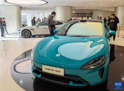 50,{1}} kusov objednaných za 27 minút, prvé auto od Xiaomi uvedené na trh, po...